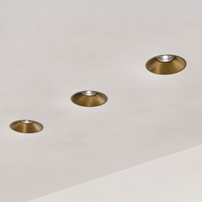 SQUARE spotlight - recess